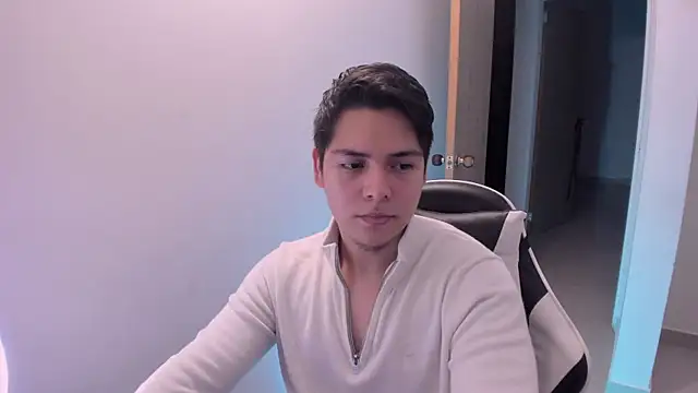 Asta_YunoXXX webcam