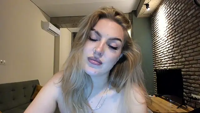 fifteenpoem webcam