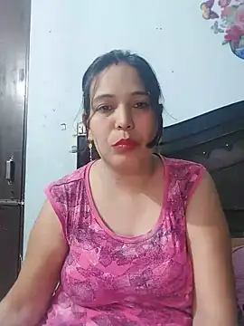 Poojabhabi101 webcam