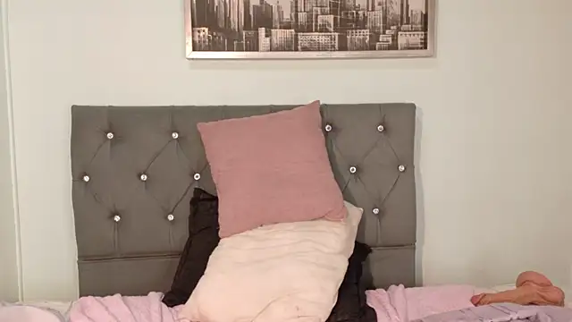 IvonnyBon_gh webcam
