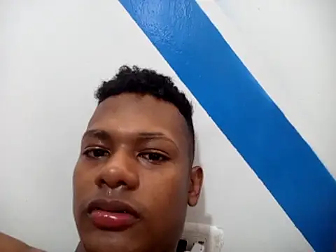 Dirty_Brownx webcam