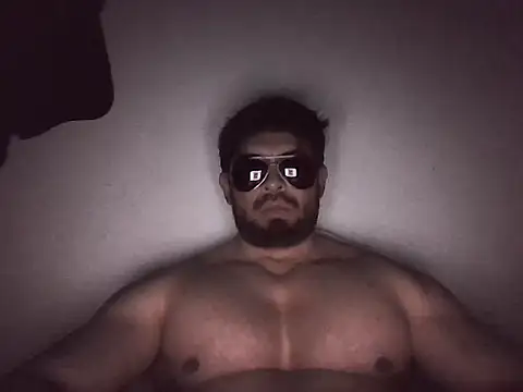 marcus002001 webcam
