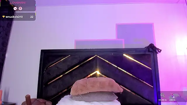 april_jones05 webcam