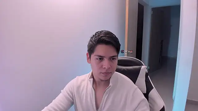 Asta_YunoXXX webcam