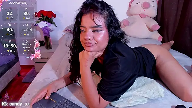 Shophie_thoopson webcam