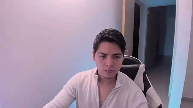 Asta_YunoXXX webcam