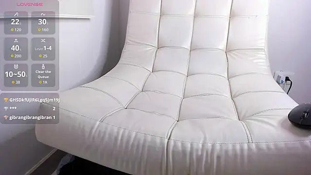 Aaron_Tate webcam