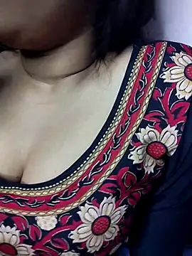 Sexy_Divya__