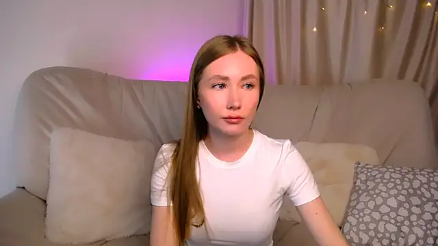 EllyColins webcam