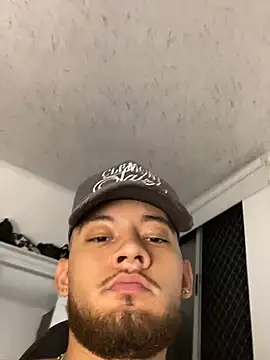 Sebolaz333 webcam