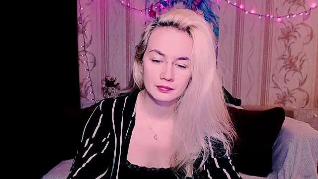 xxxcharismaaa webcam