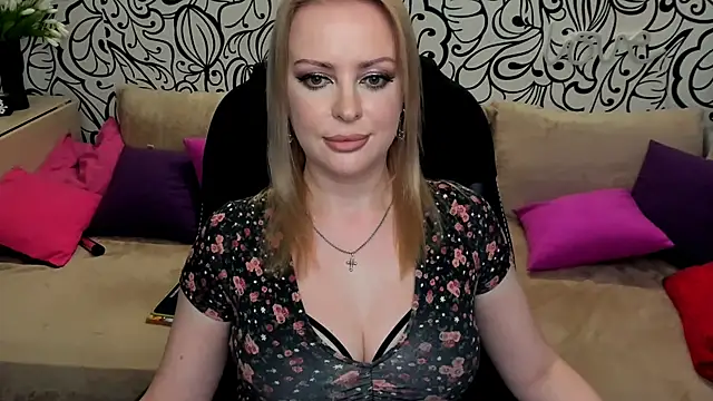 Hotdreamhere webcam