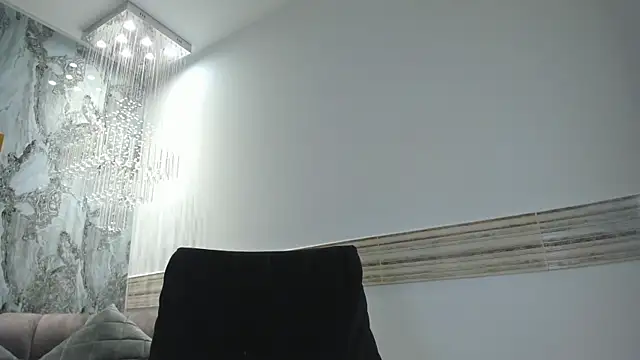 Celora - Trans webcam sex chat
