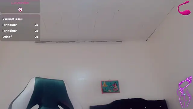 Oriana_braom webcam