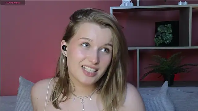 ImiMonroe webcam
