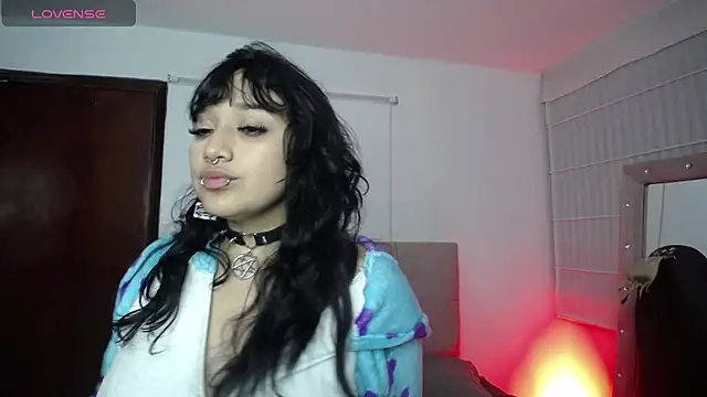 Aura_cute_ webcam