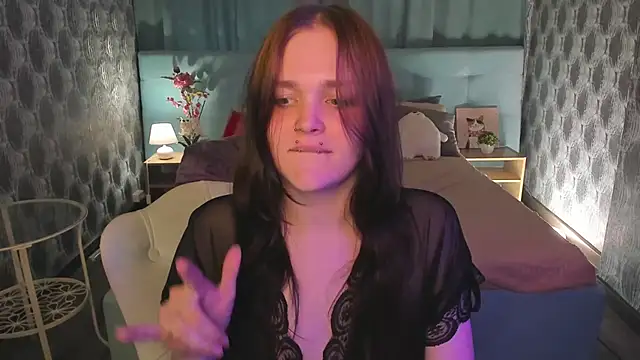 Emilly_Hiil webcam