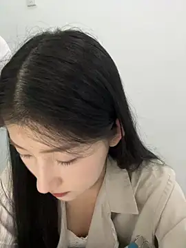 Mina_168 webcam