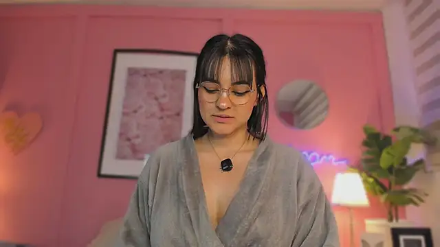 SoySaraa webcam