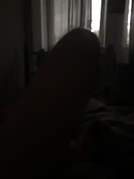 LoveNBloom webcam