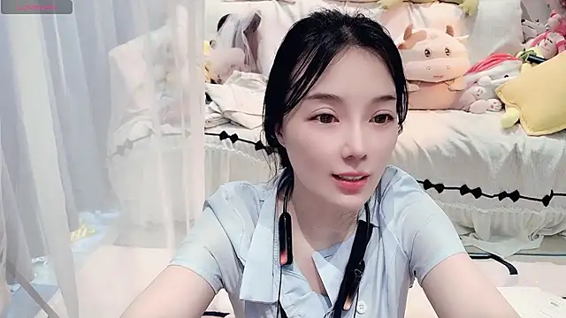 AKiKi711 webcam