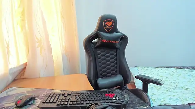 iliaskrislove webcam