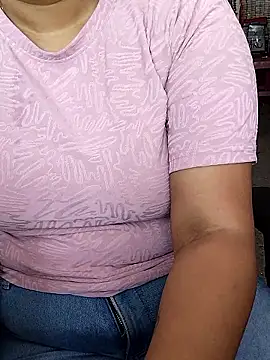 QueenHaryanaa webcam
