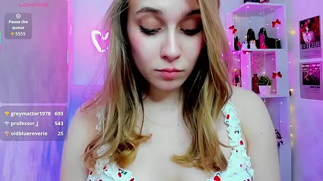LianaBright webcam