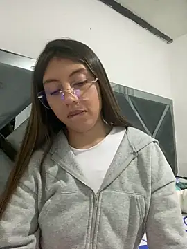 Sara-cooper2 webcam