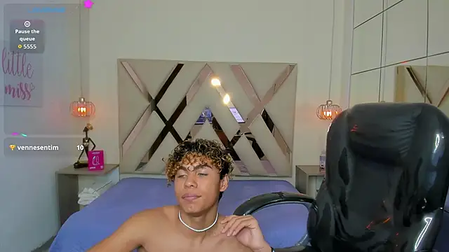 Anyelo_Twink webcam