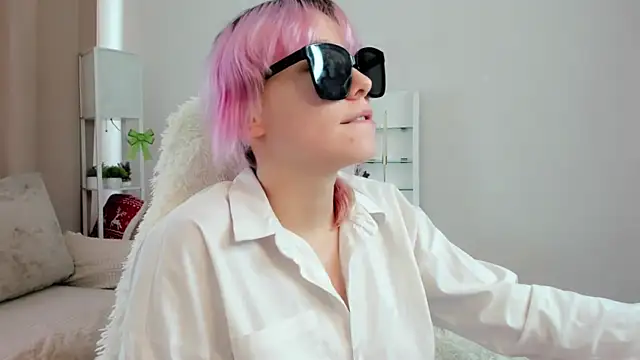 EmilyTrase webcam