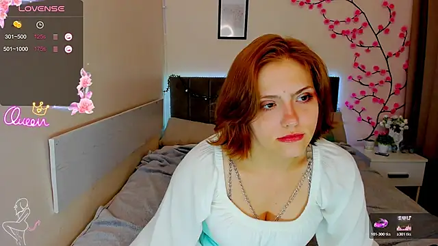 DellaRows webcam