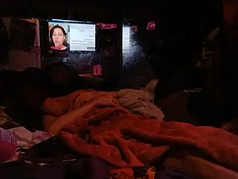 nearby_causual webcam