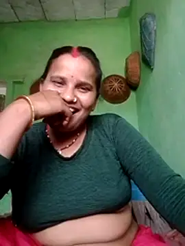 Shivani09900 webcam