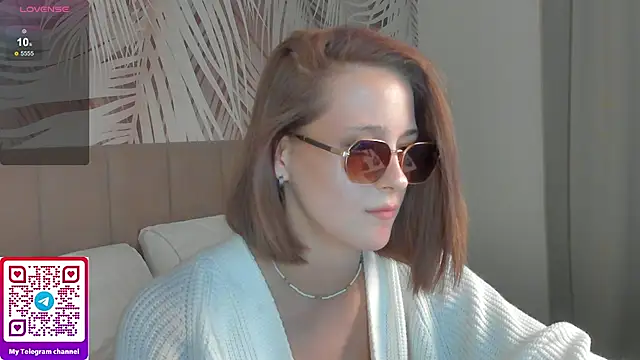 Lizzyvega webcam