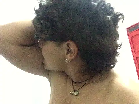 xhecho_uzumaki webcam