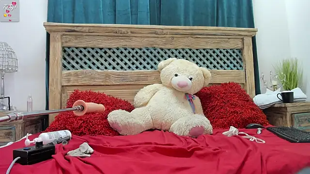 EmmaEbony1 webcam