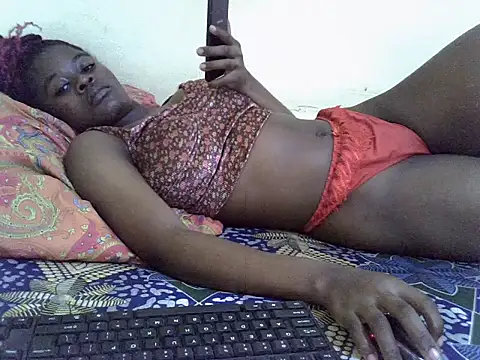 Hot-shannita webcam