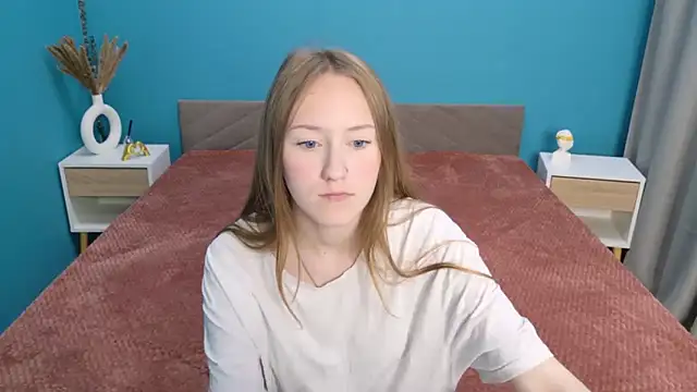 Calista_Everleig webcam