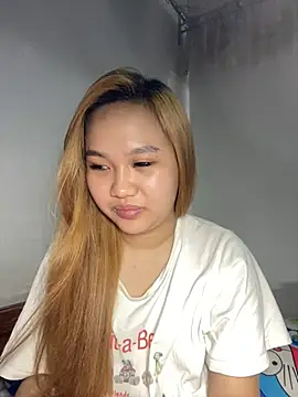 Almira6868 webcam
