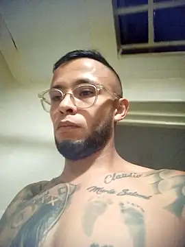 sebastian_horny webcam
