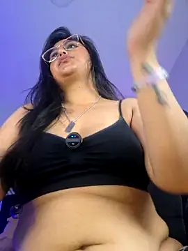 Amber_gold_ webcam
