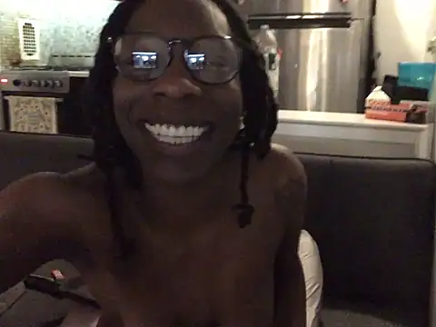 littyleesh1 webcam