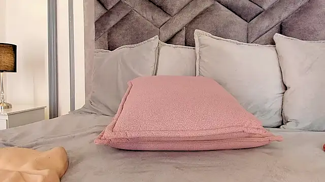 TahliaMoreau webcam
