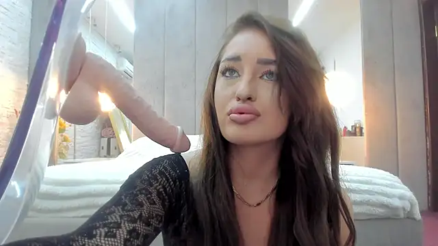 EmeraldKatt webcam
