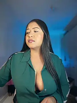 cami_ortiz__ webcam