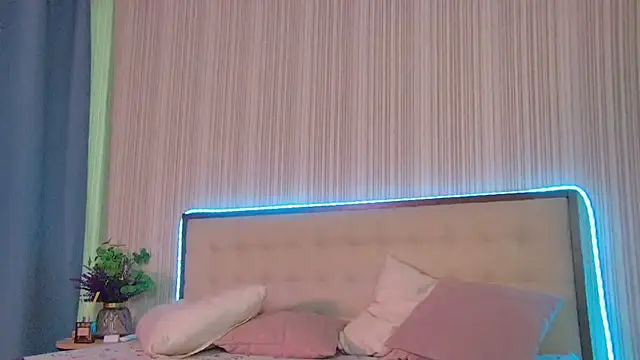 RubyValen webcam
