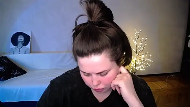 Emily_Mo webcam