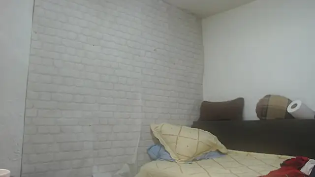 EmmaSquirt webcam