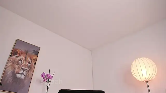 _Saraah webcam